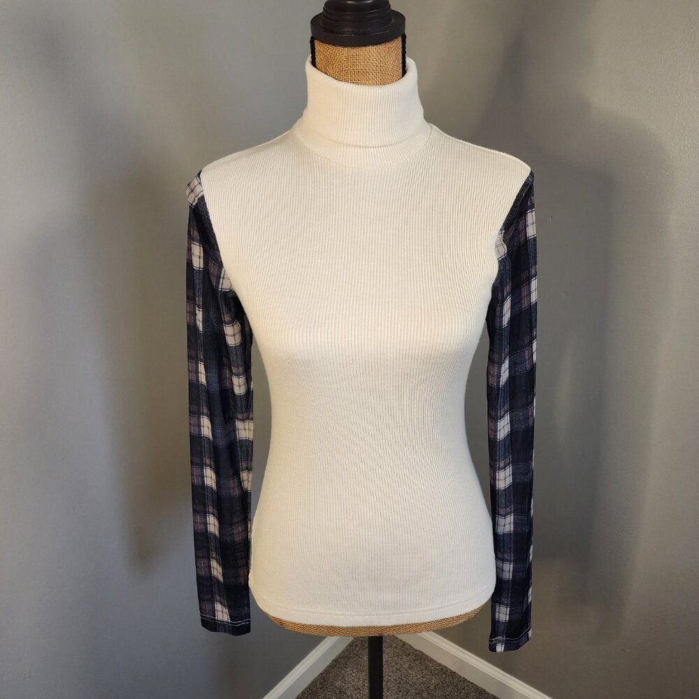 ✨ Gimmicks BKE Plaid Mesh Sleeve Ribbed Turtleneck | Size M ✨